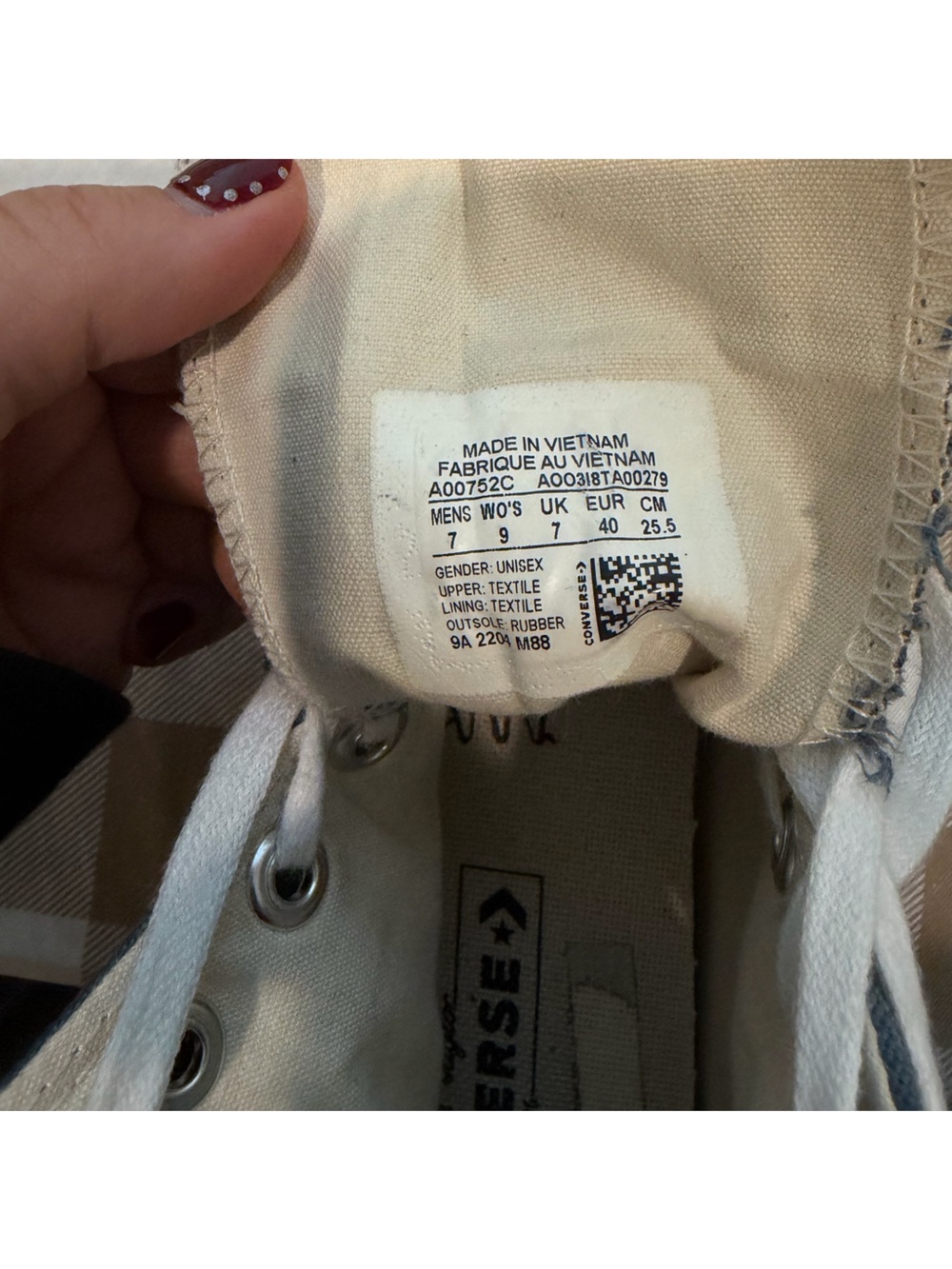 Blue Converse - Picture 5 of 5